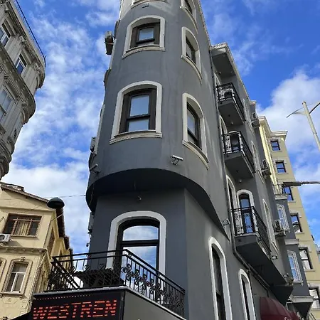 Comfy Near Taksim Square * イスタンブール